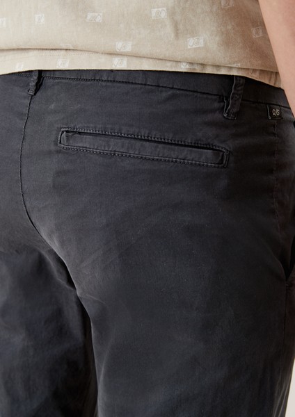 Men Trousers | Slim: tapered chinos - RK60640