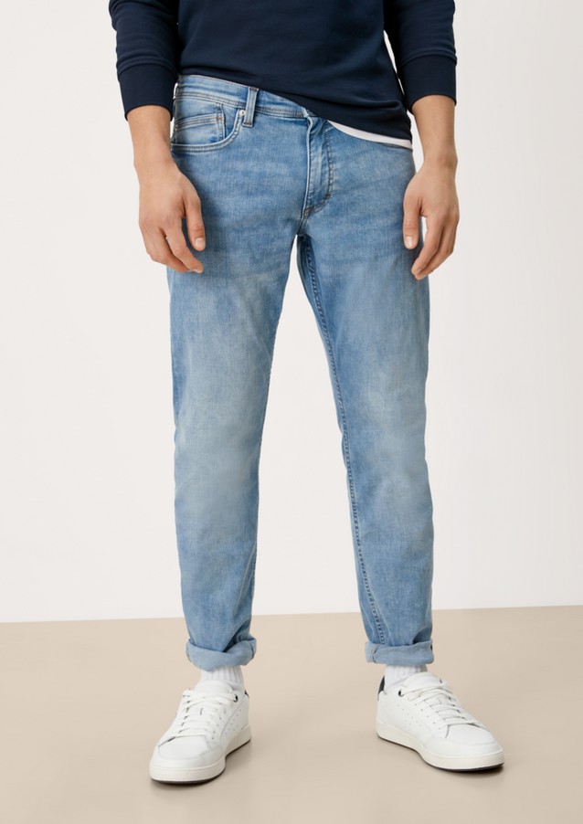 Herren Jeans | Slim: Jeans mit Waschung - YW53394