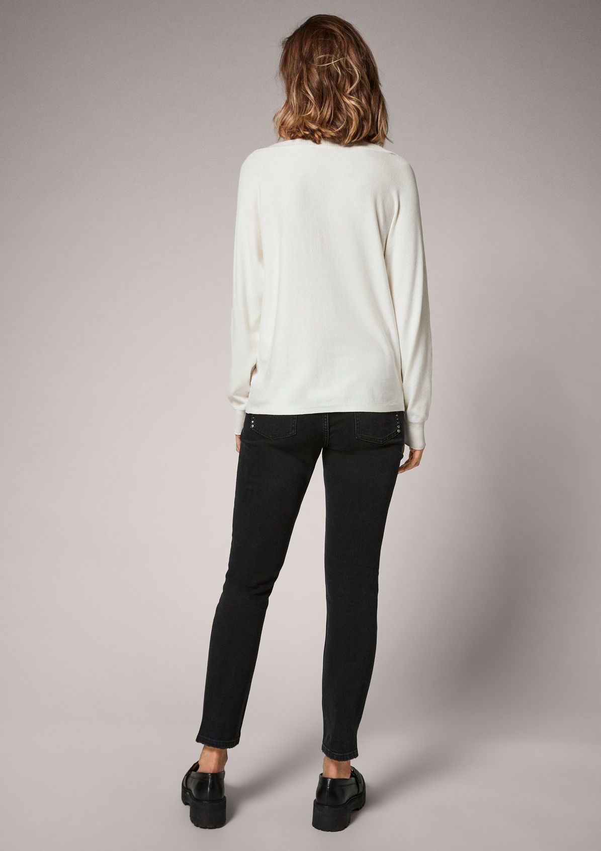 Jumper with a bateau neckline from comma