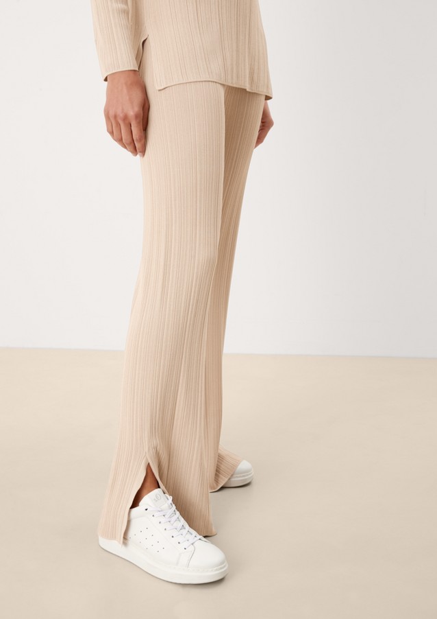 Women Trousers | Regular: lightweight knitted trousers - AP49365