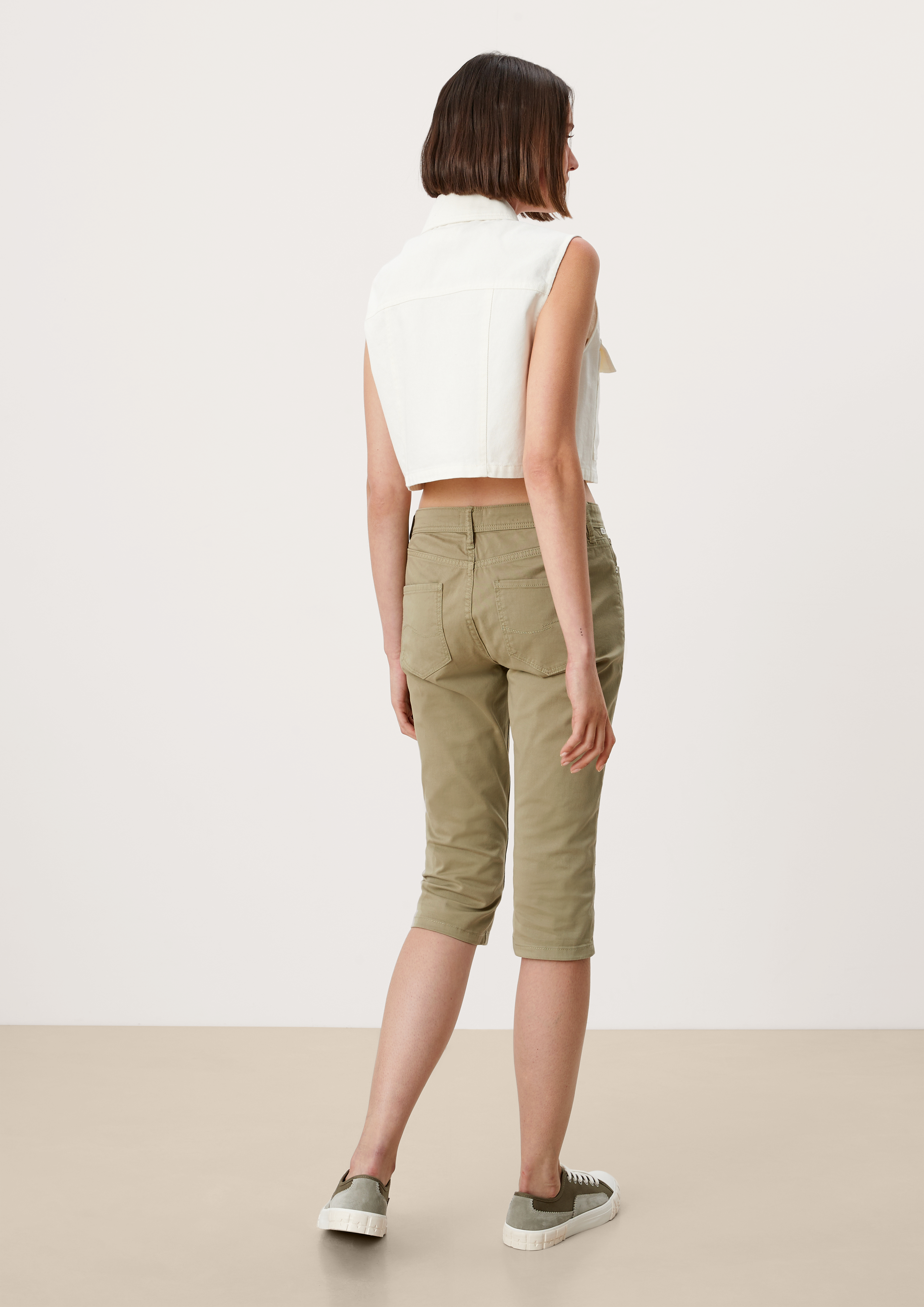 Capri trousers