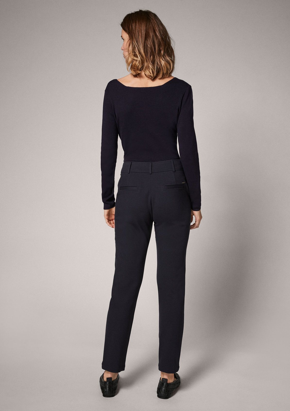 Jumper with a square neckline from comma