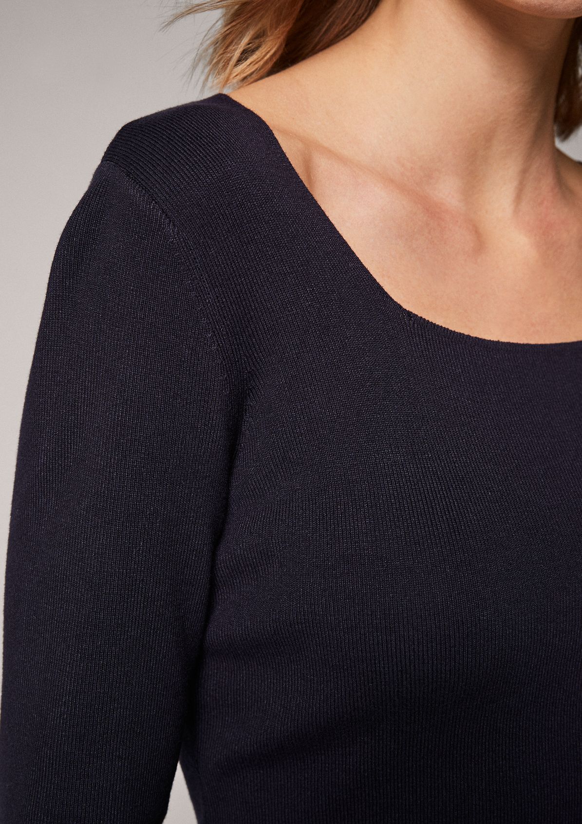 Jumper with a square neckline from comma