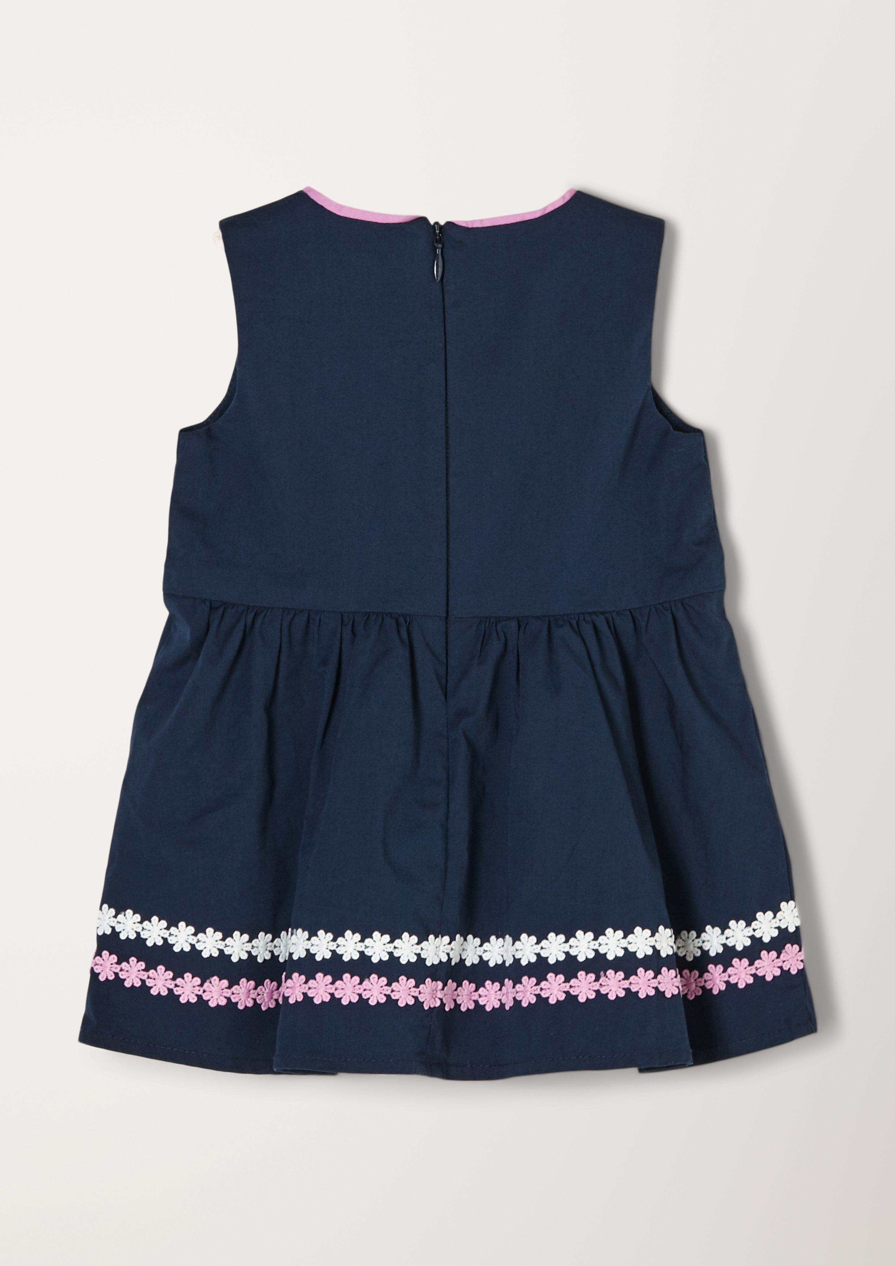 Short dress