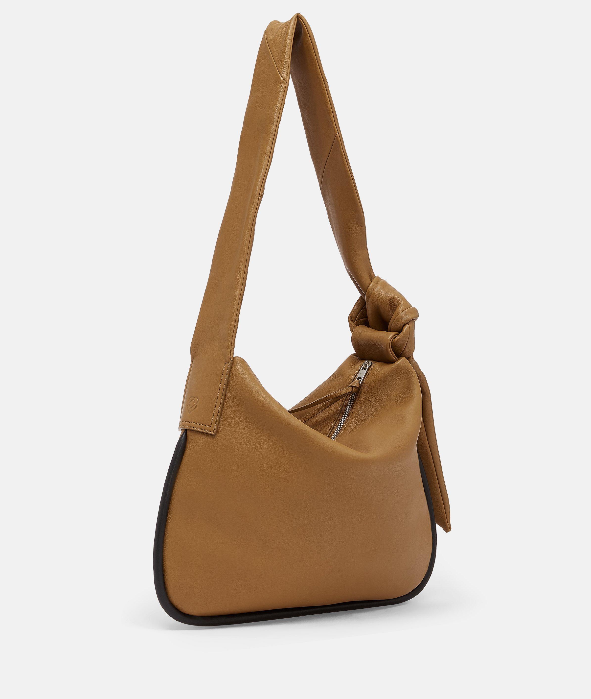 Erin Hobo L