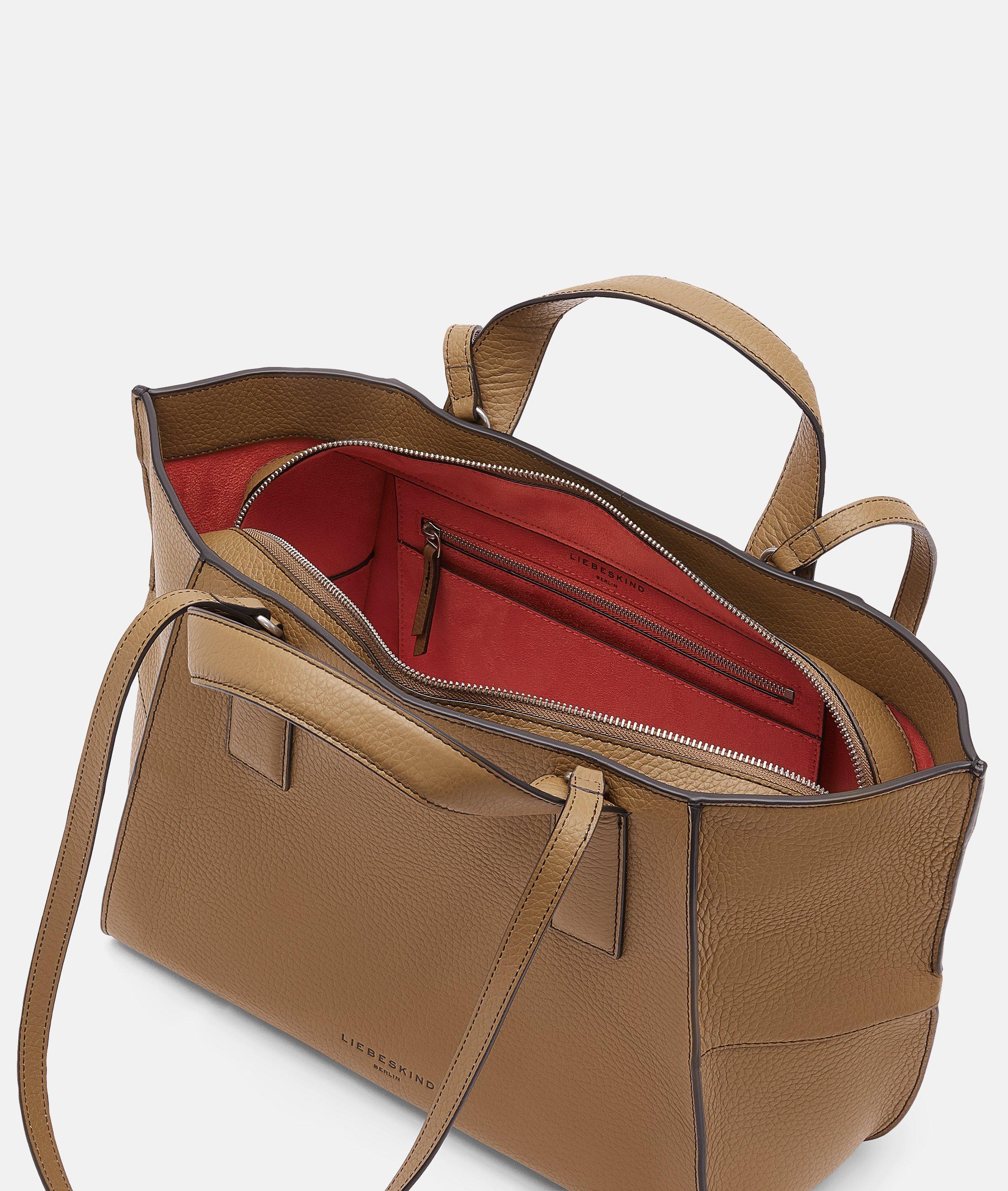 Mia Satchel L