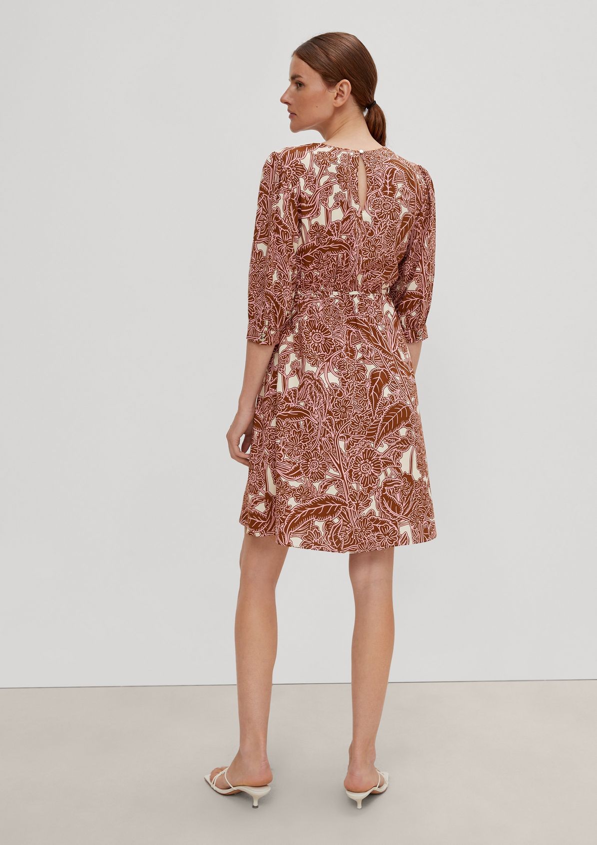 Dress with an all-over print from comma