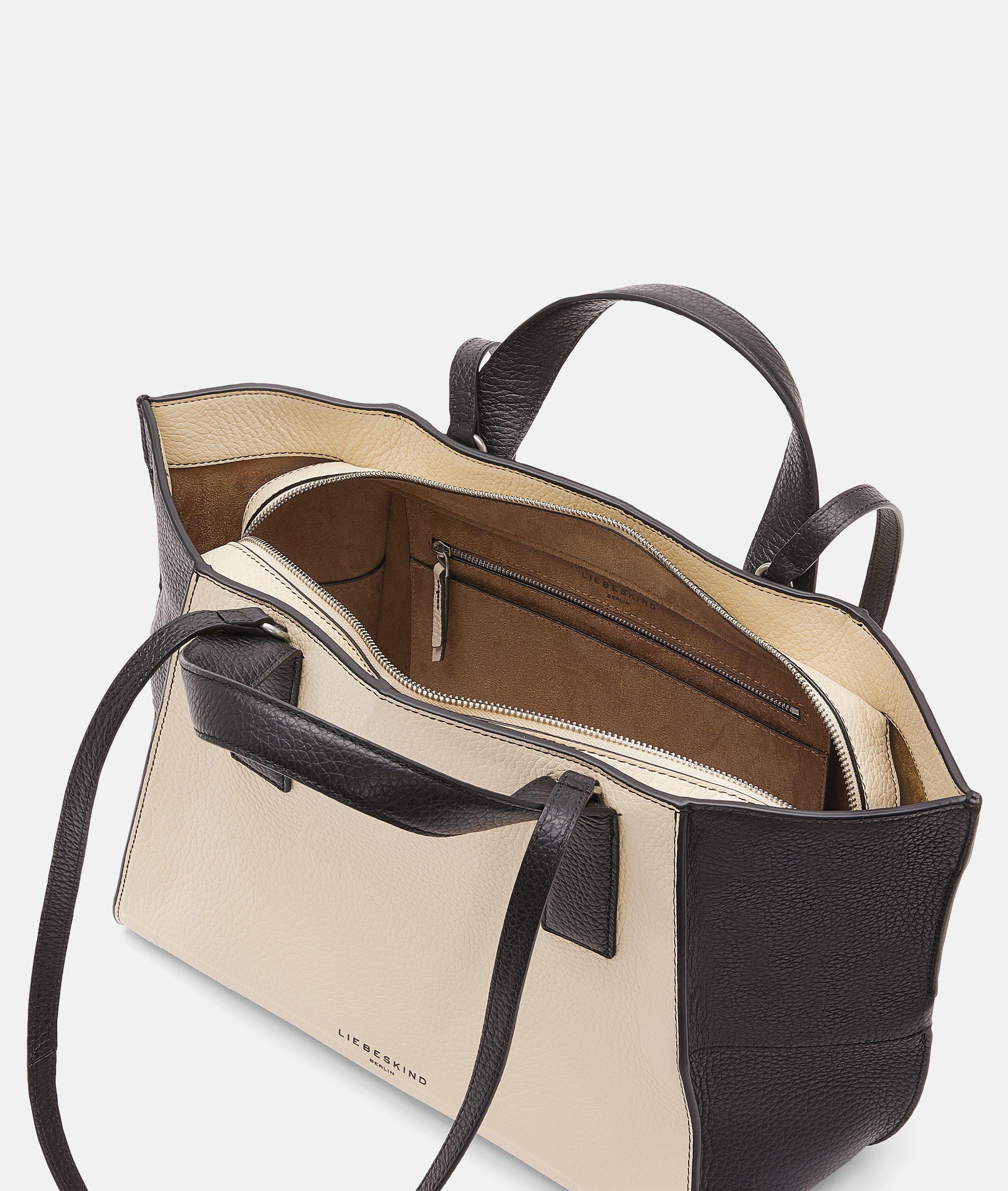 Mia Satchel L