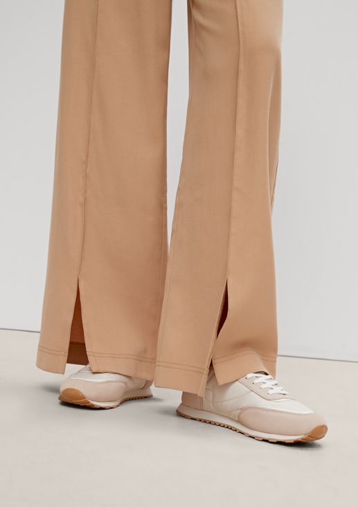 Regular: Marlene trousers with hem slit from comma