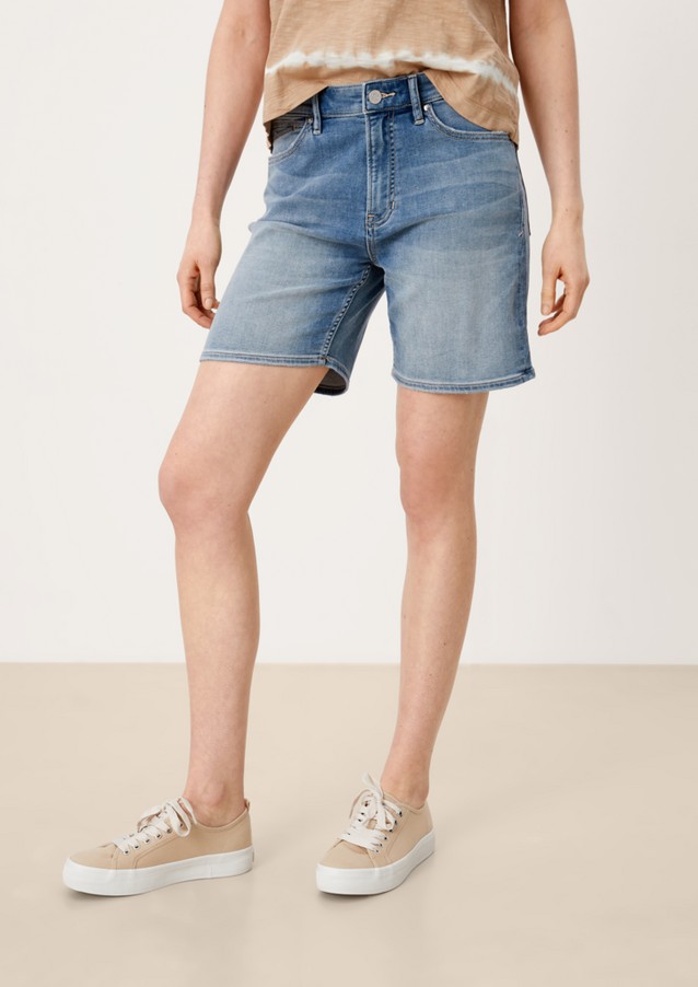Women Jeans | Boyfriend: Denim shorts with a garment wash - HW10694