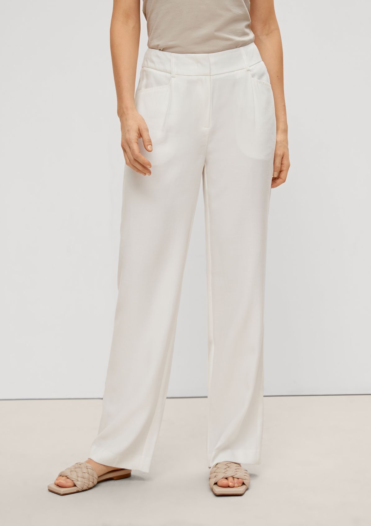 Regular: trousers with pressed pleats from comma