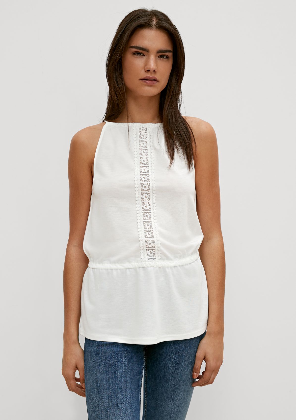 Top with lace details from comma