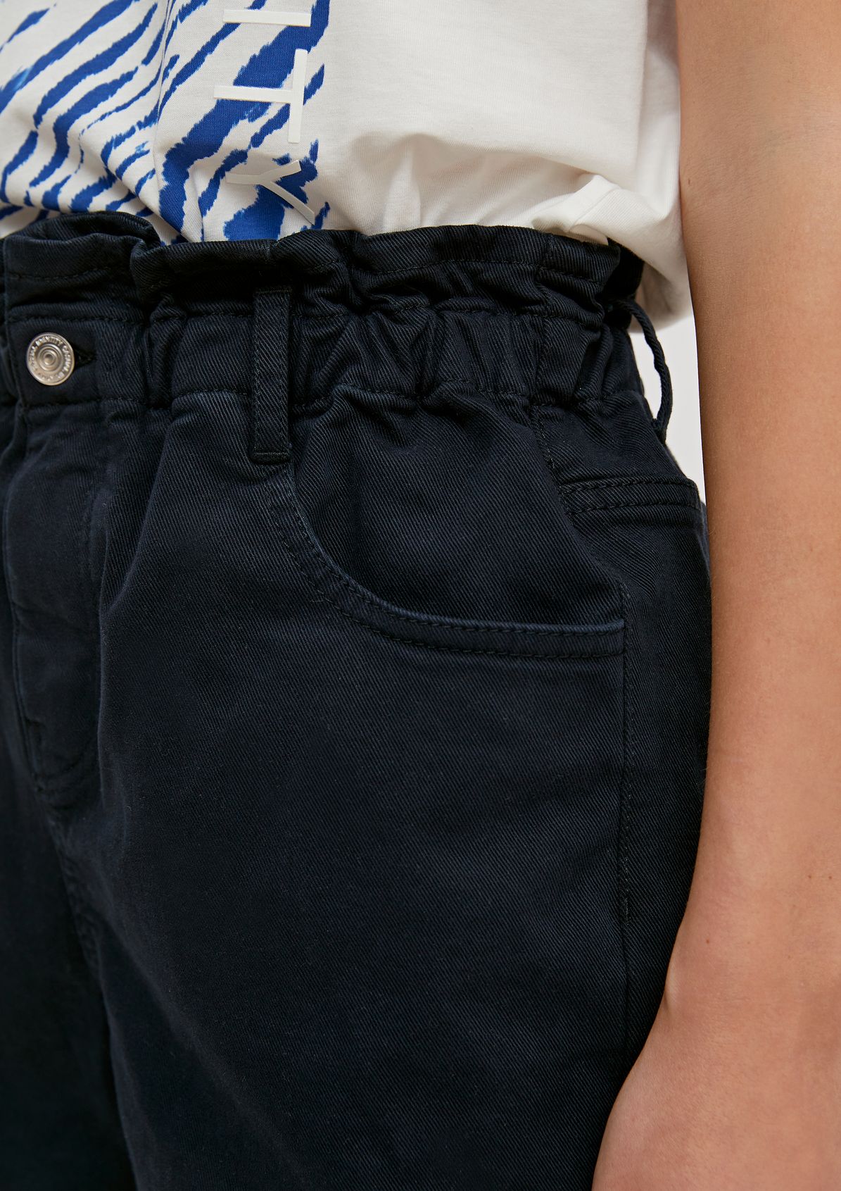 Regular fit: shorts with a paperbag waistband from comma
