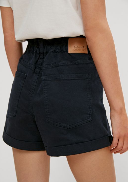 Regular: Shorts mit Paperbag-Bund 