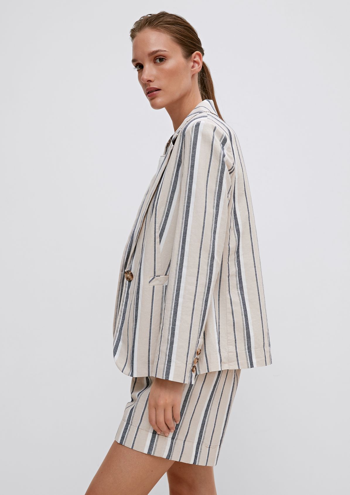 Linen blend blazer with stripes from comma