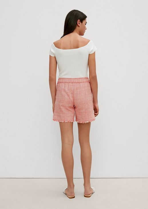 Shorts with a frayed hem from comma