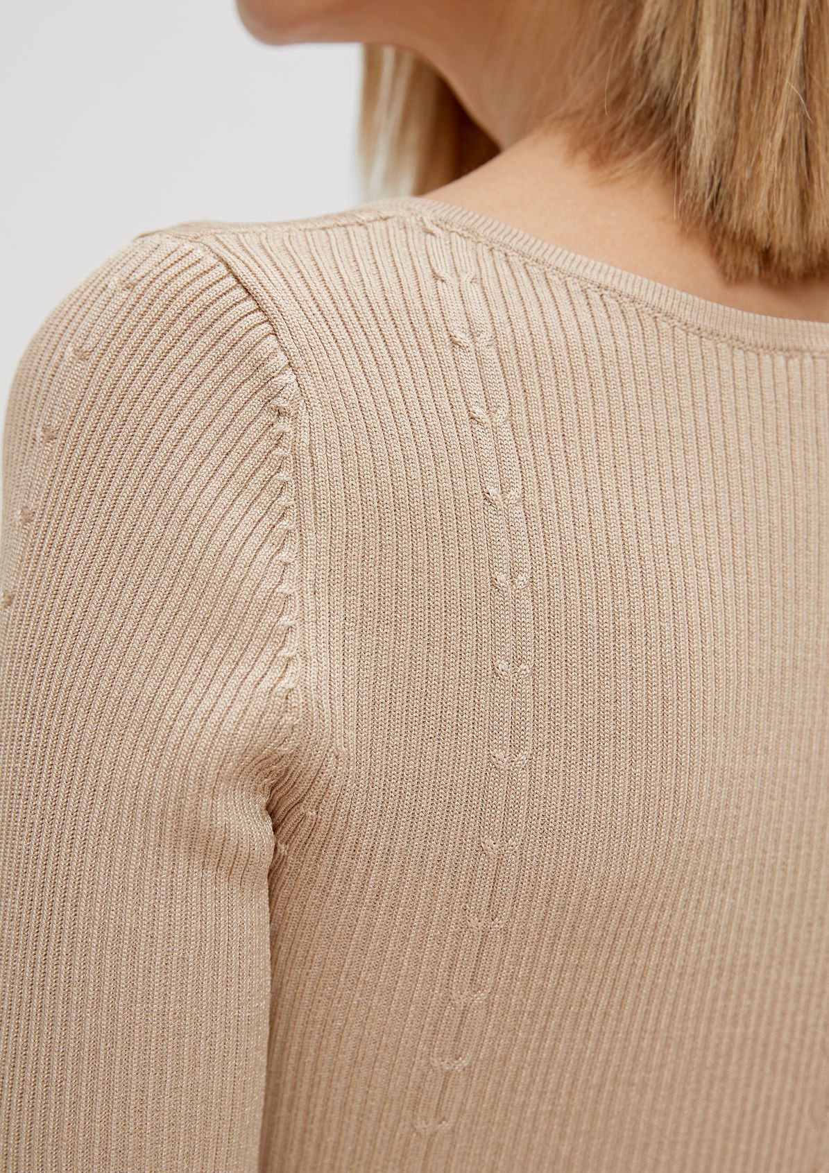 Fine knit top with a cable pattern from comma