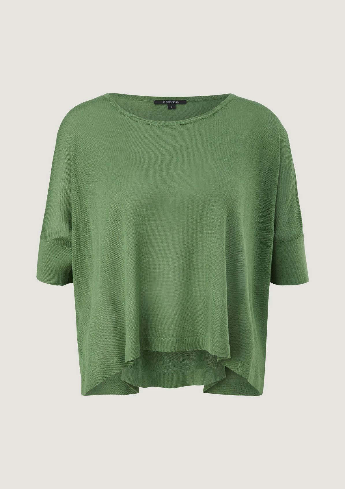 Viscose top with batwing sleeves from comma
