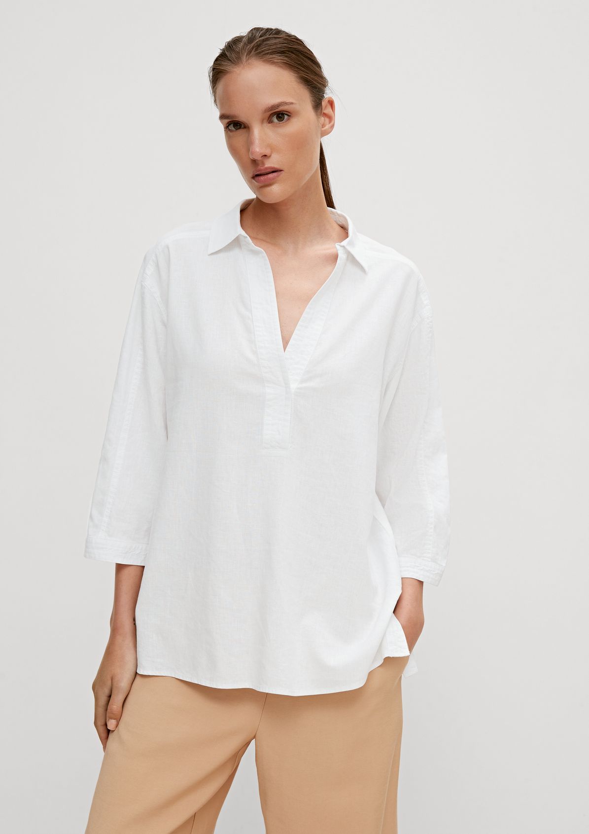 Loose tunic blouse from comma