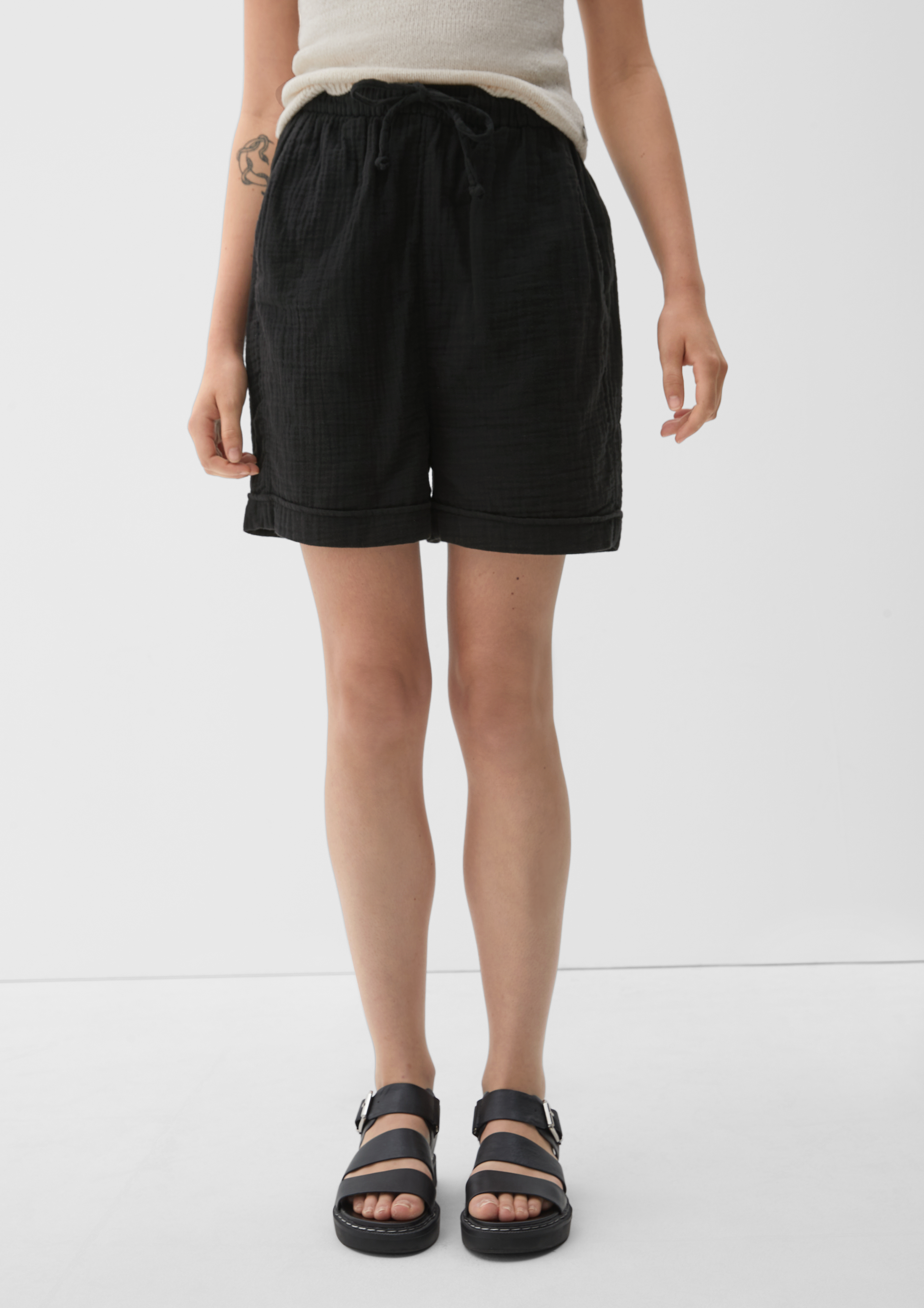 Hlačke short