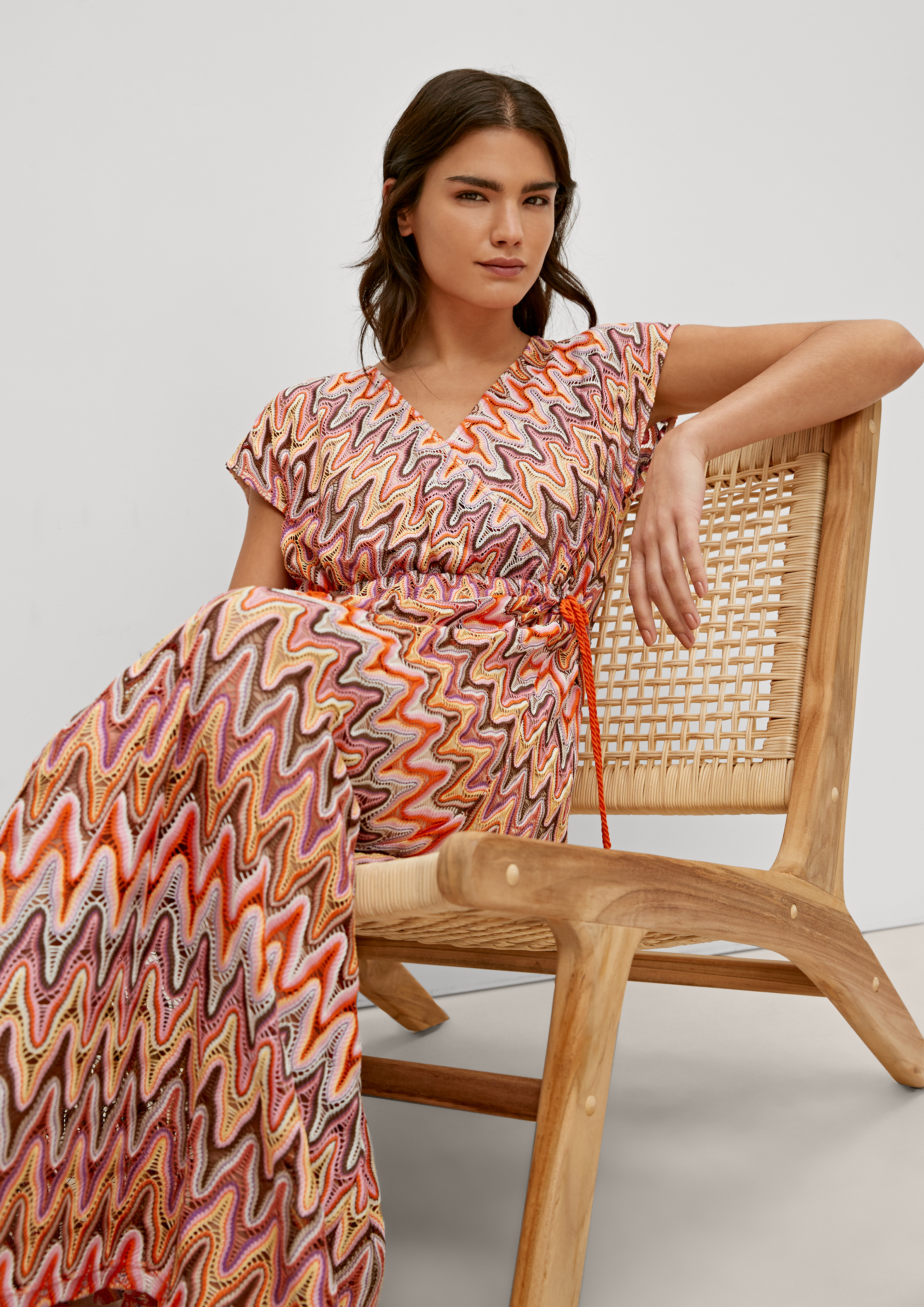 Kleider für Büro und Freizeit | comma