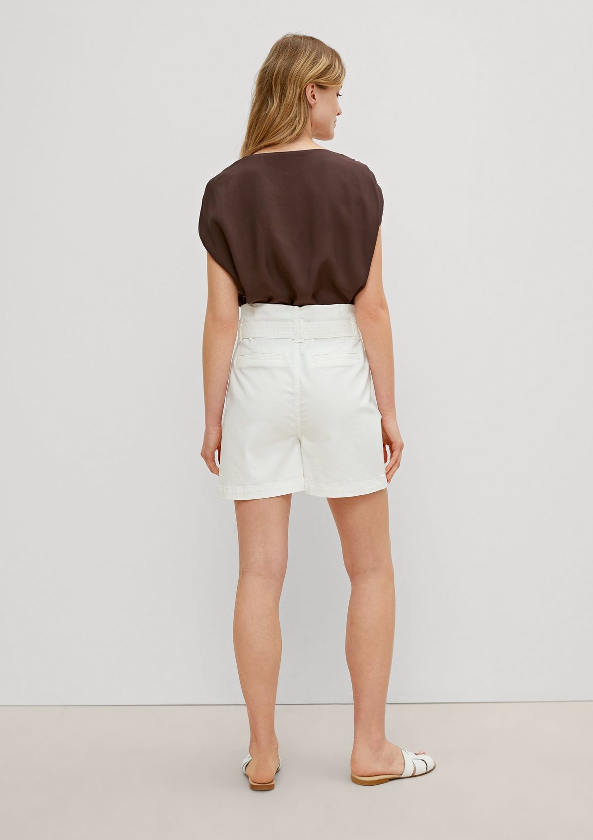 Regular fit: denim shorts with a belt from comma
