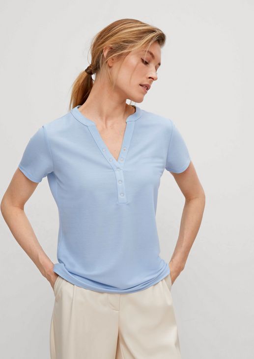 Modal blend top with notch neckline from comma