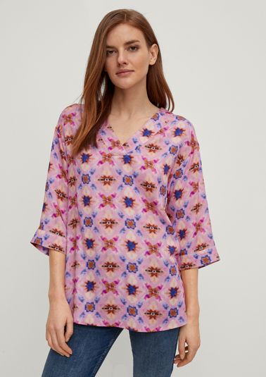 Loose viscose blouse from comma