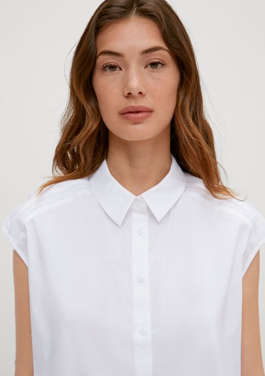 Lightweight sleeveless blouse from comma