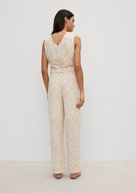 Jumpsuit with a crêpe texture from comma