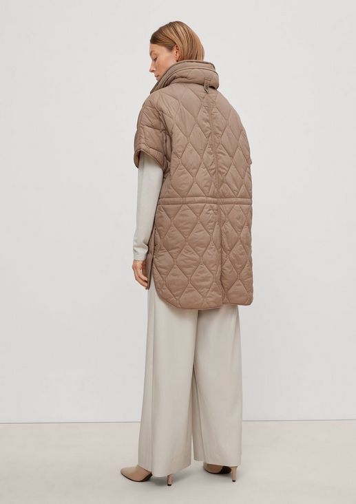 Cape with quilted diamond pattern from comma