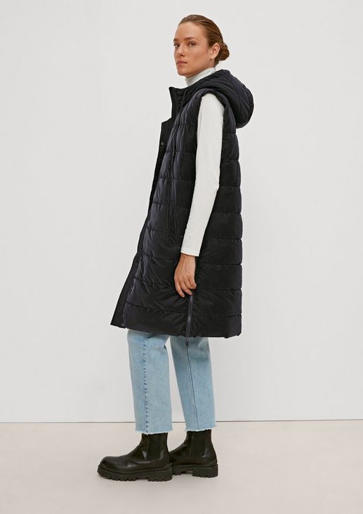 Long quilted body warmer with a hood from comma