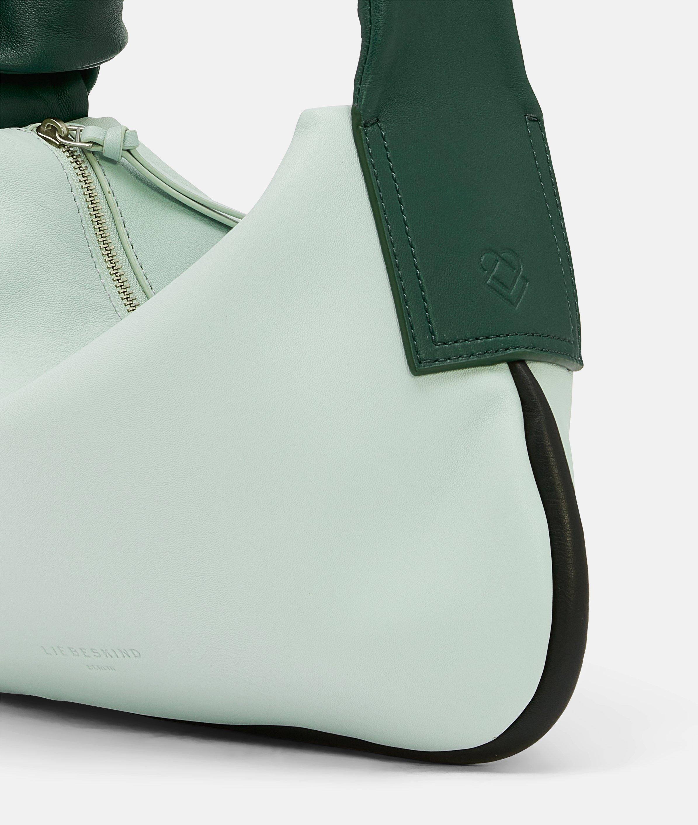 Erin Hobo M