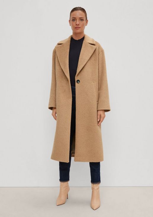 Coat with a textured pattern from comma
