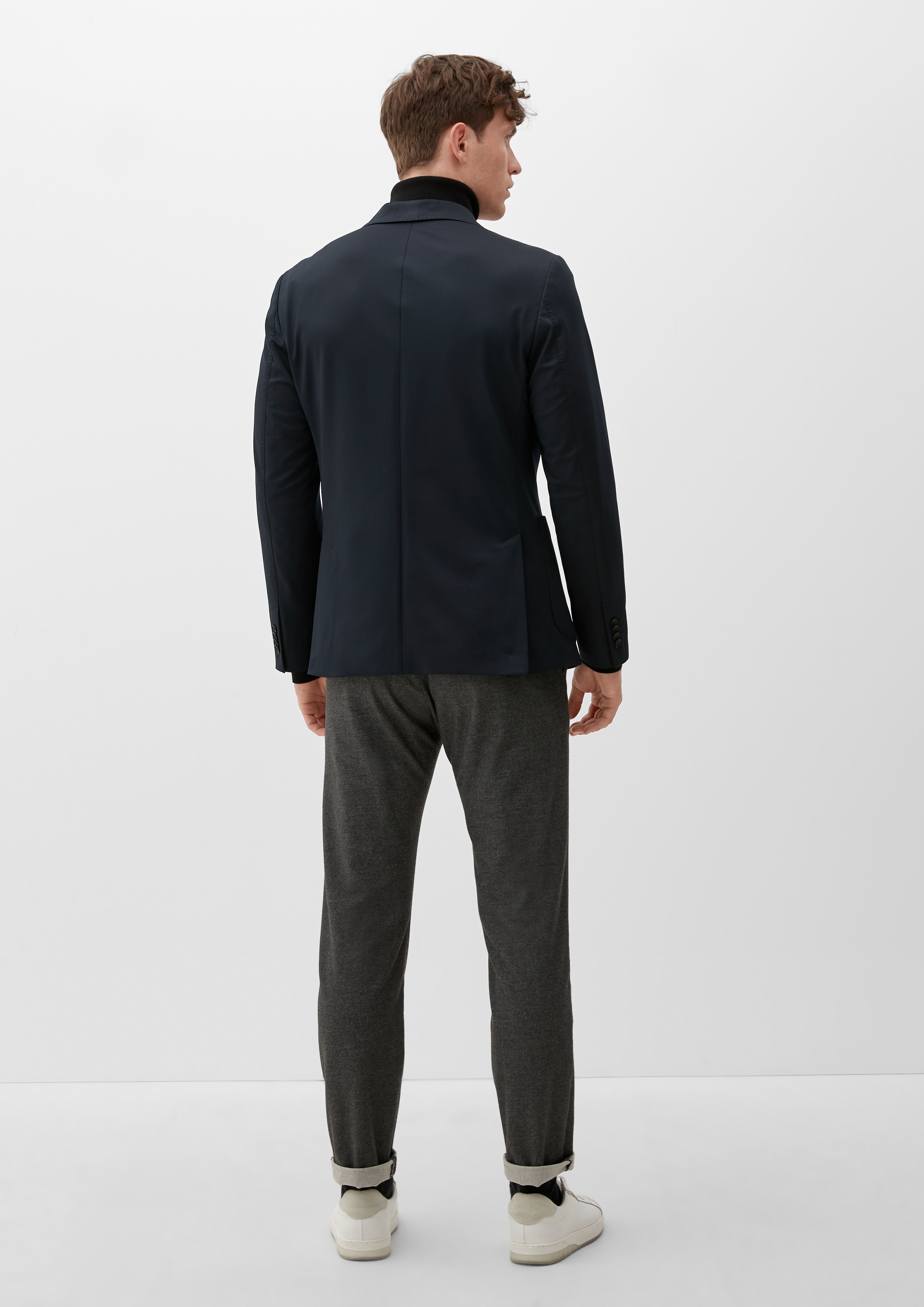 Indoor jacket