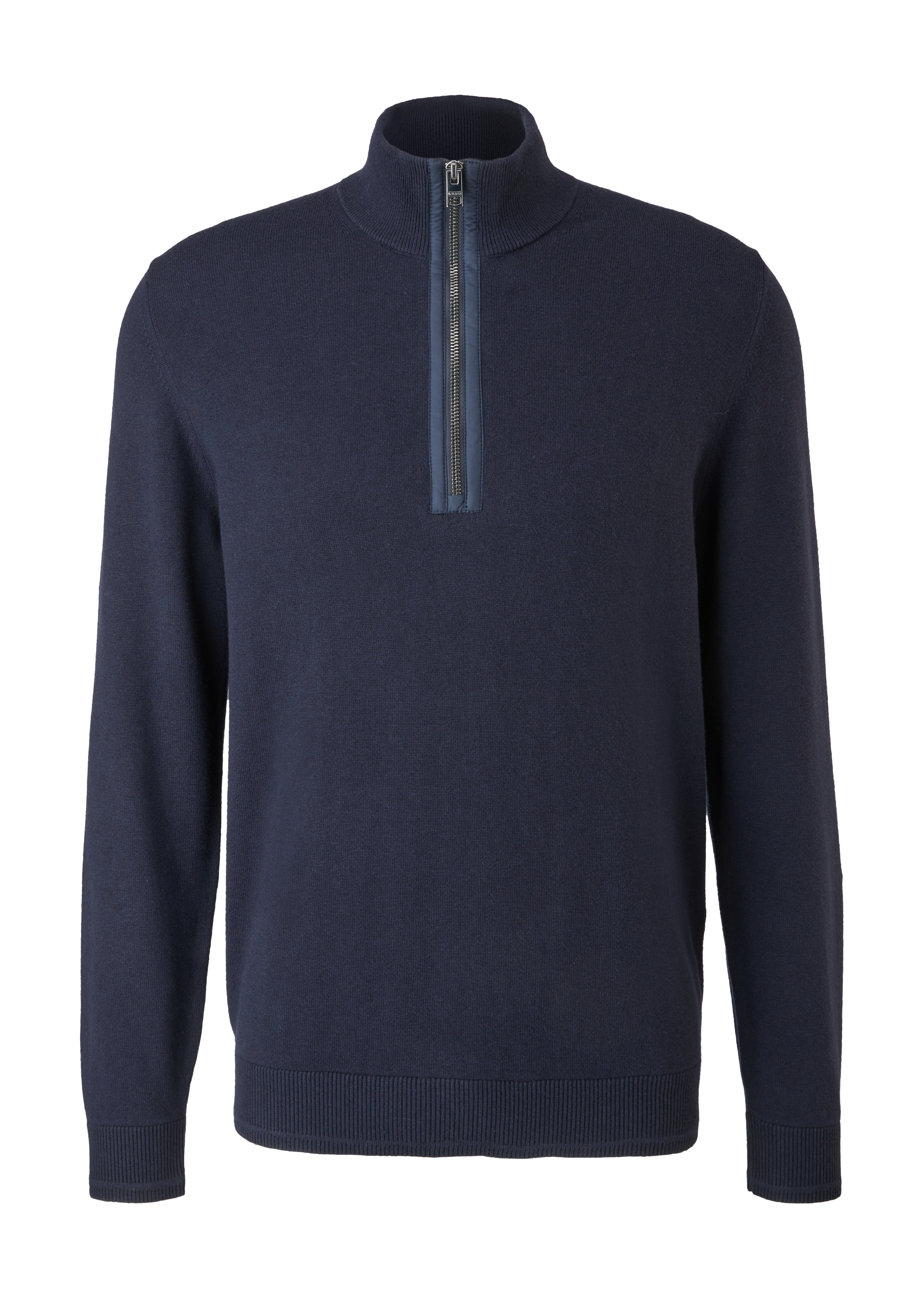 Knitted pullover