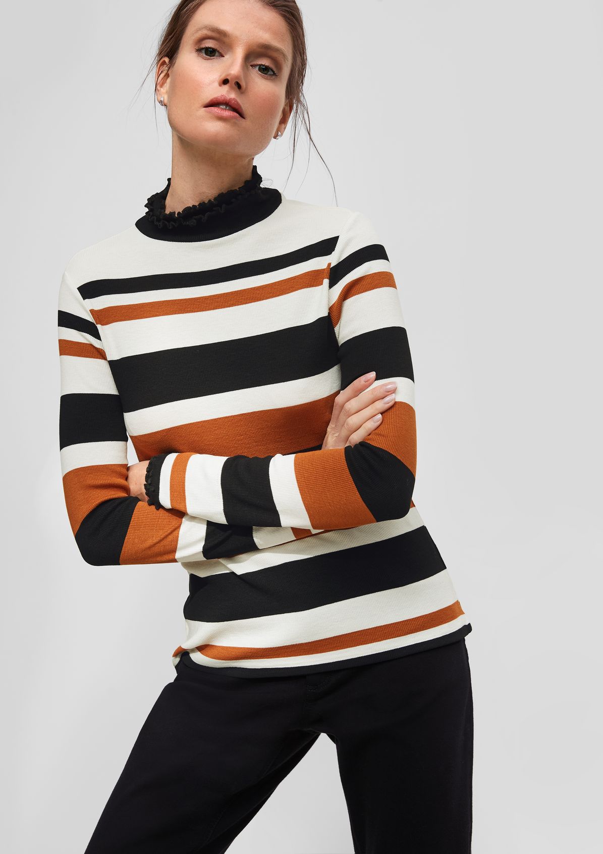 Long sleeve top in stretch viscose from comma