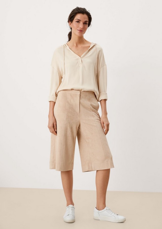 Femmes Shorts | Jupe-culotte en suédine souple - AR65465