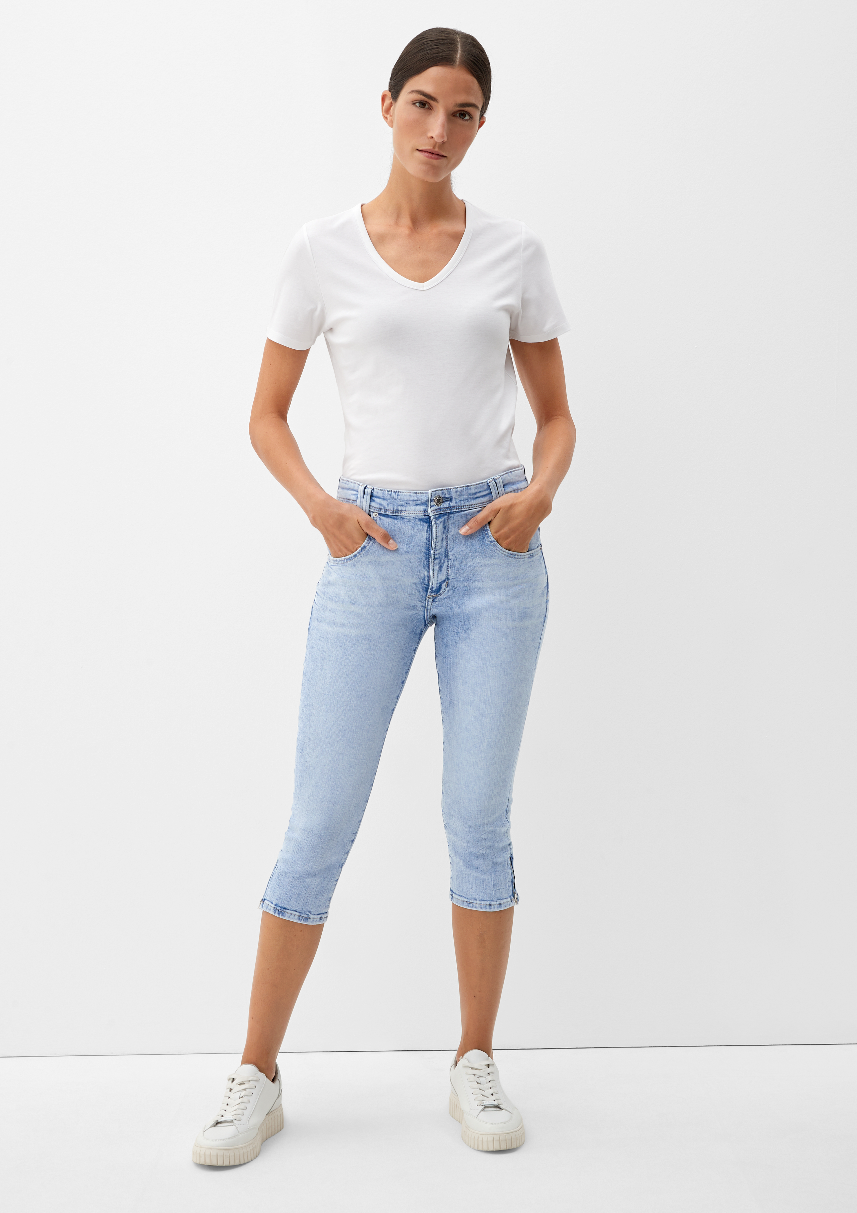 Capri trousers
