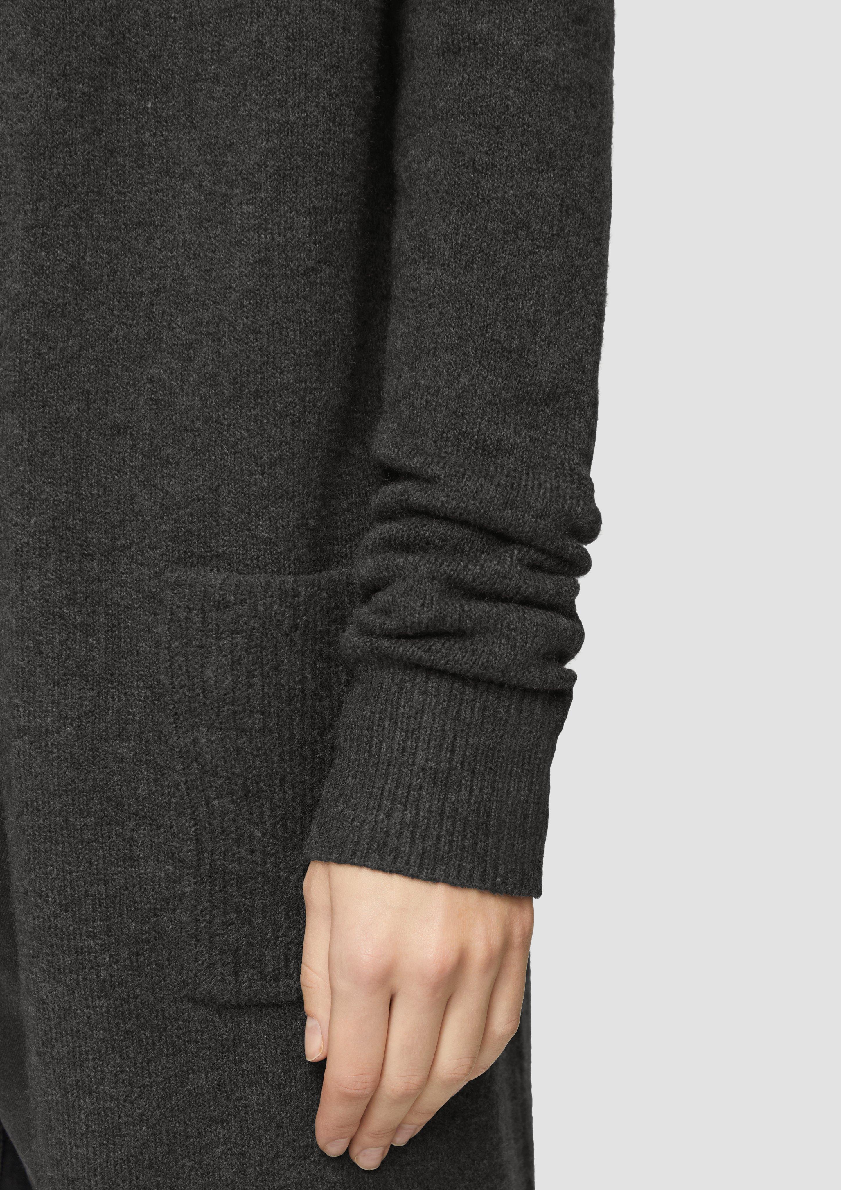 Indoor jacket