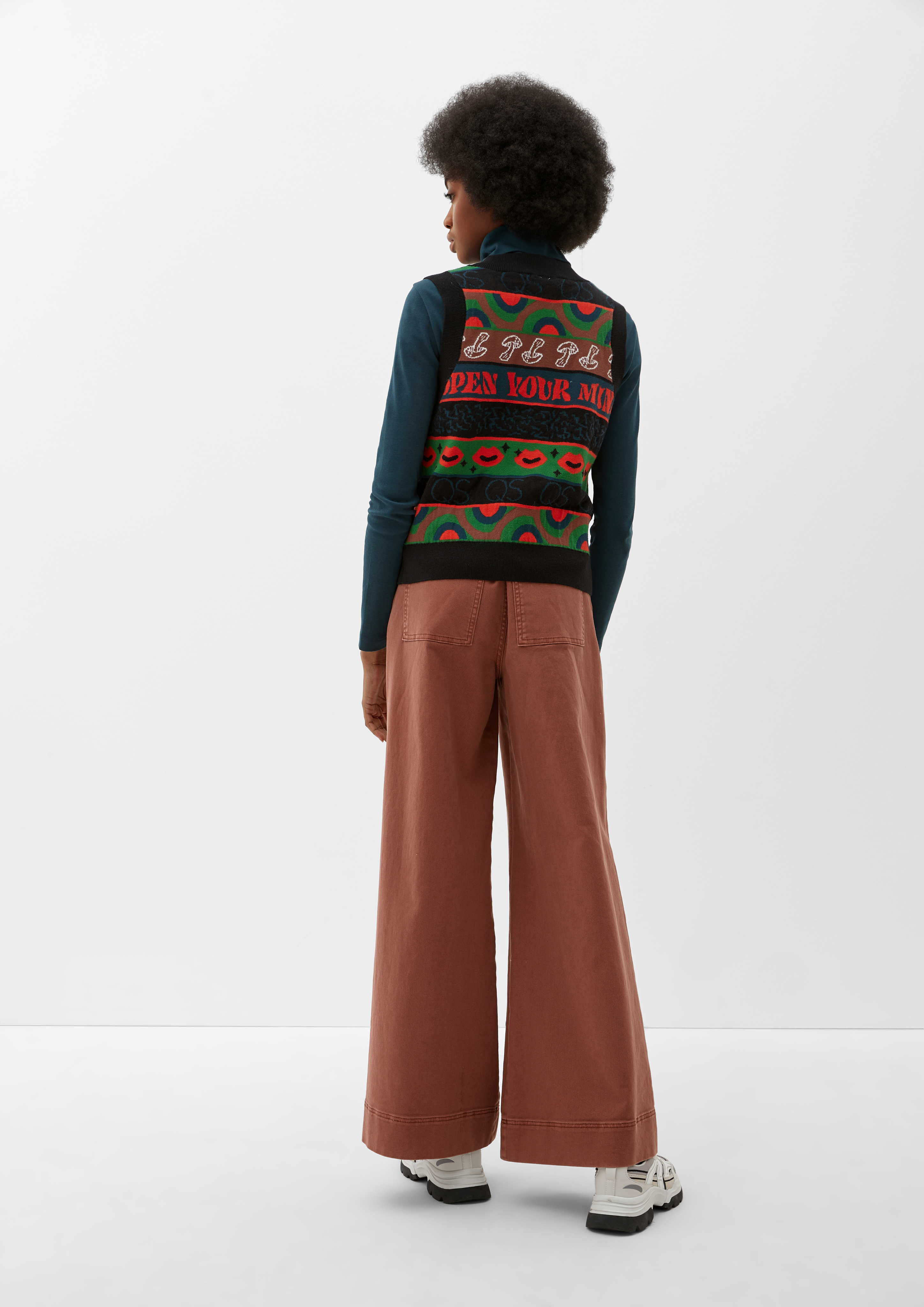 Knitted vest