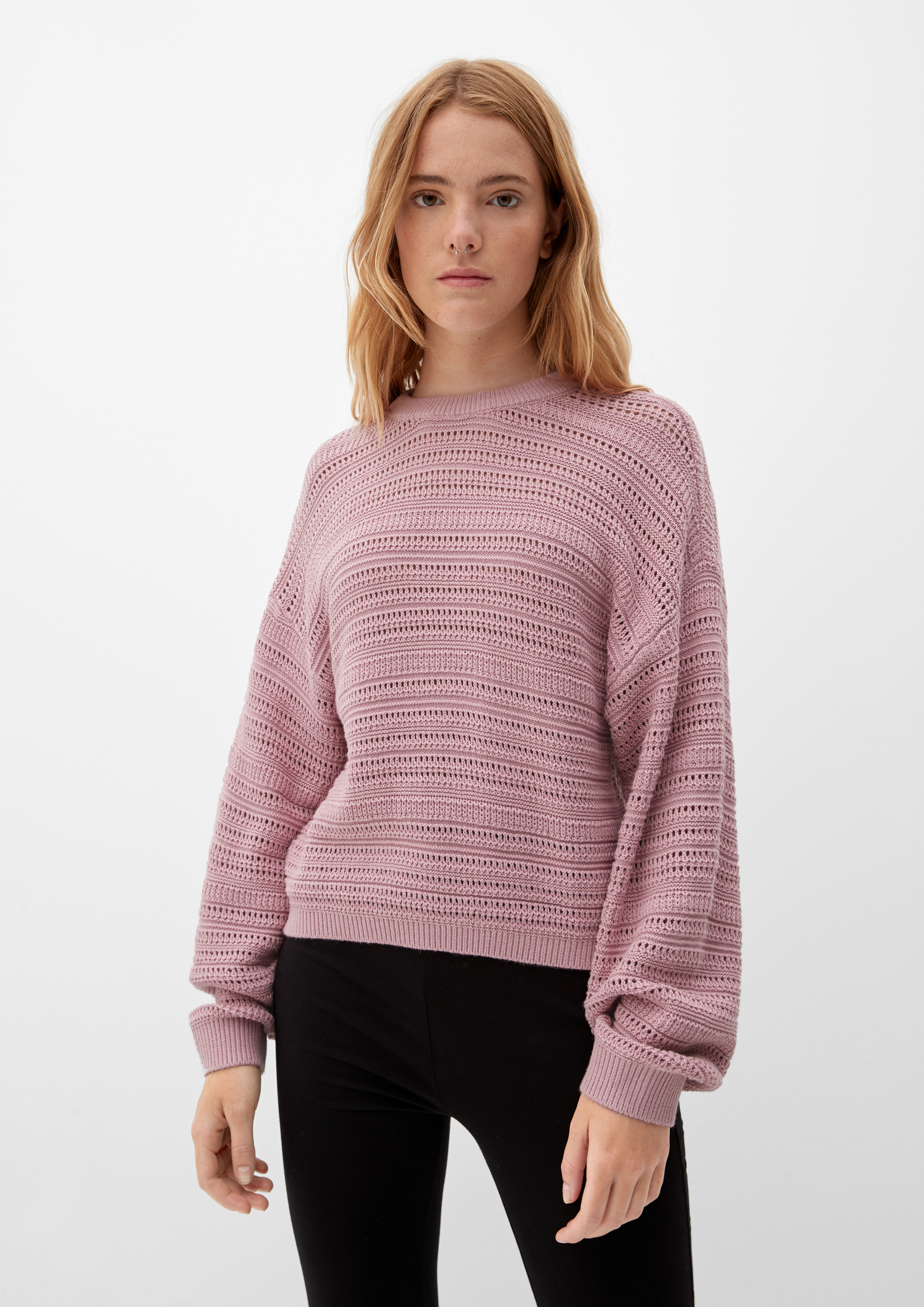 Knitted pullover
