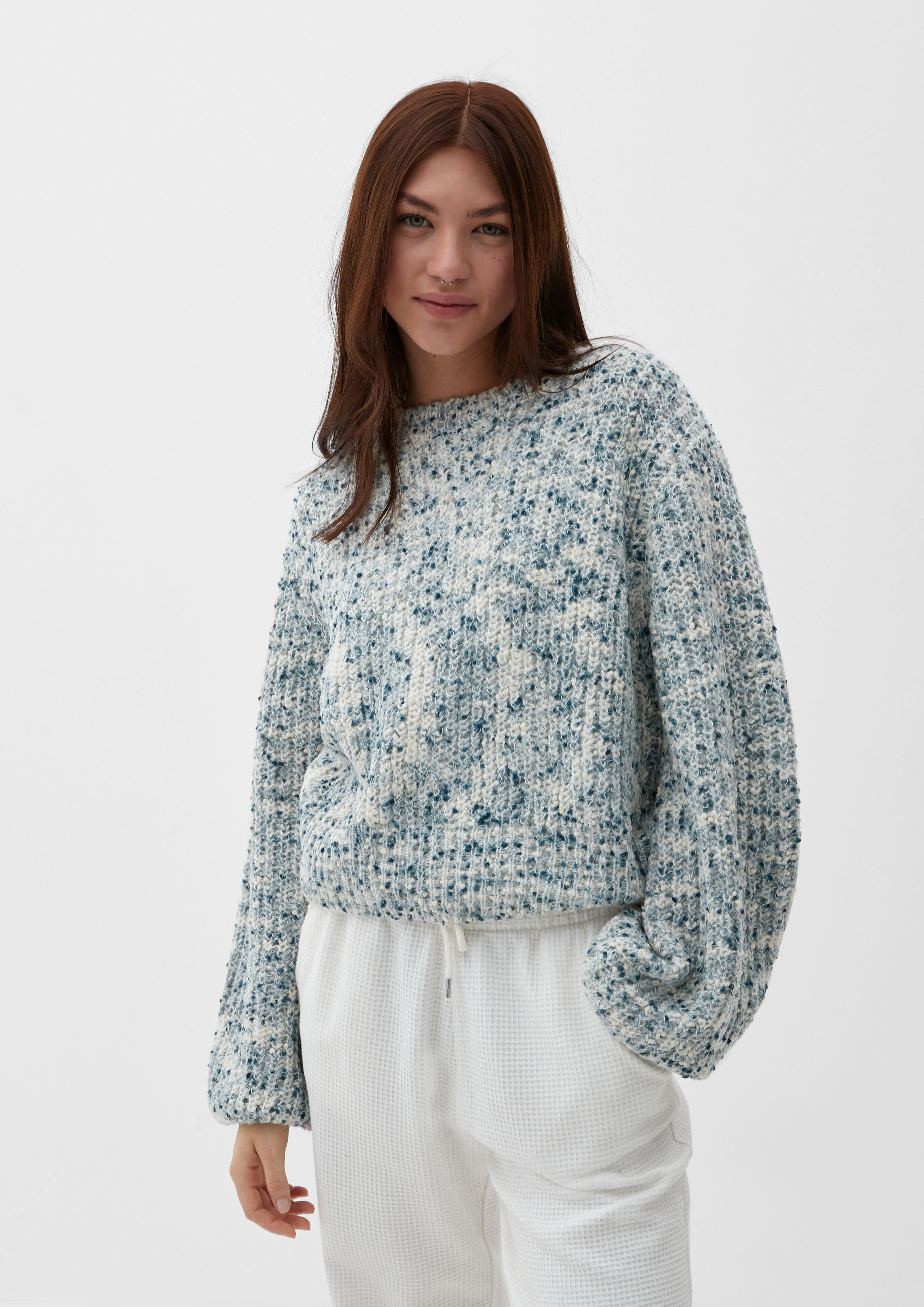 Knitted pullover