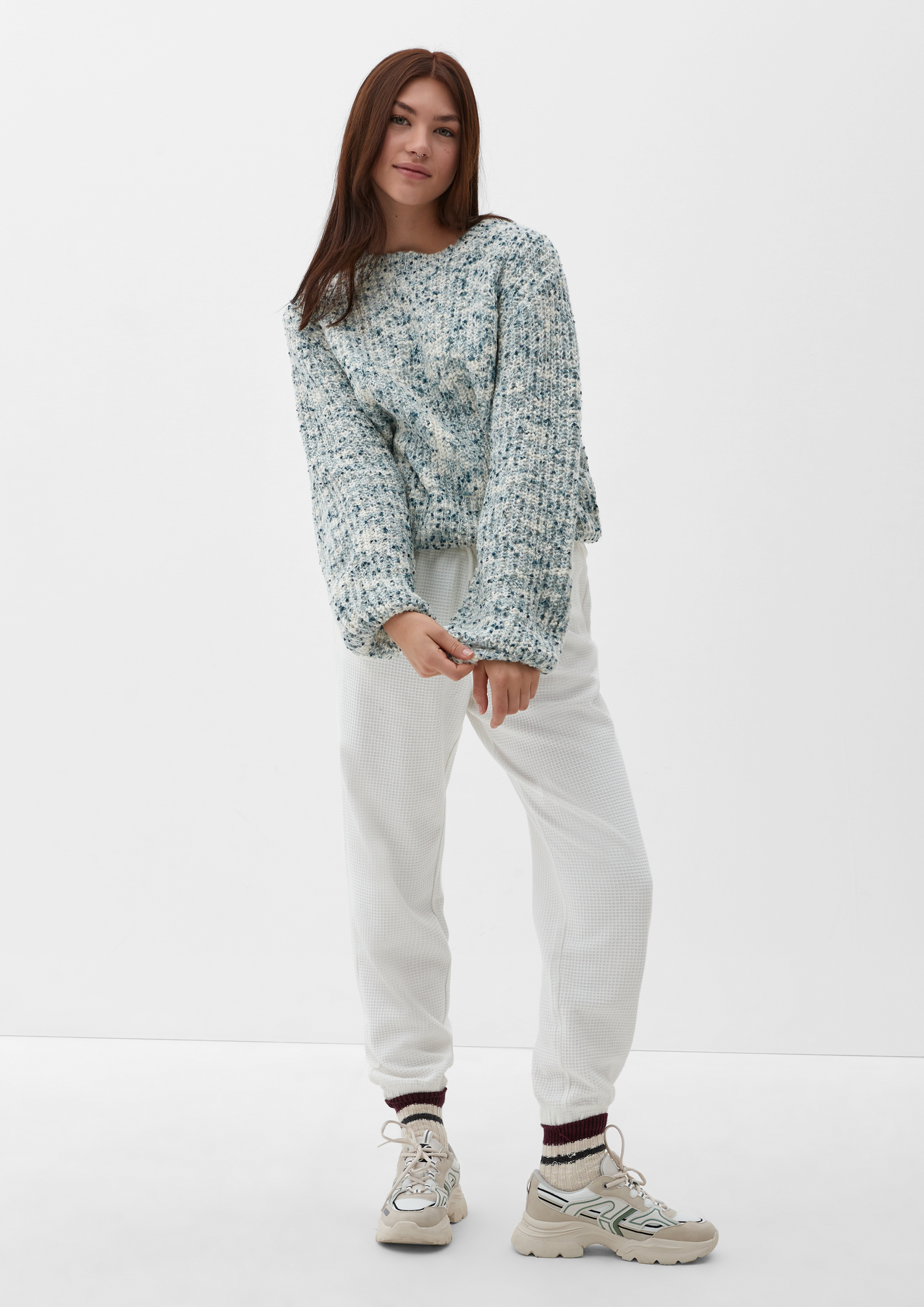 Knitted pullover