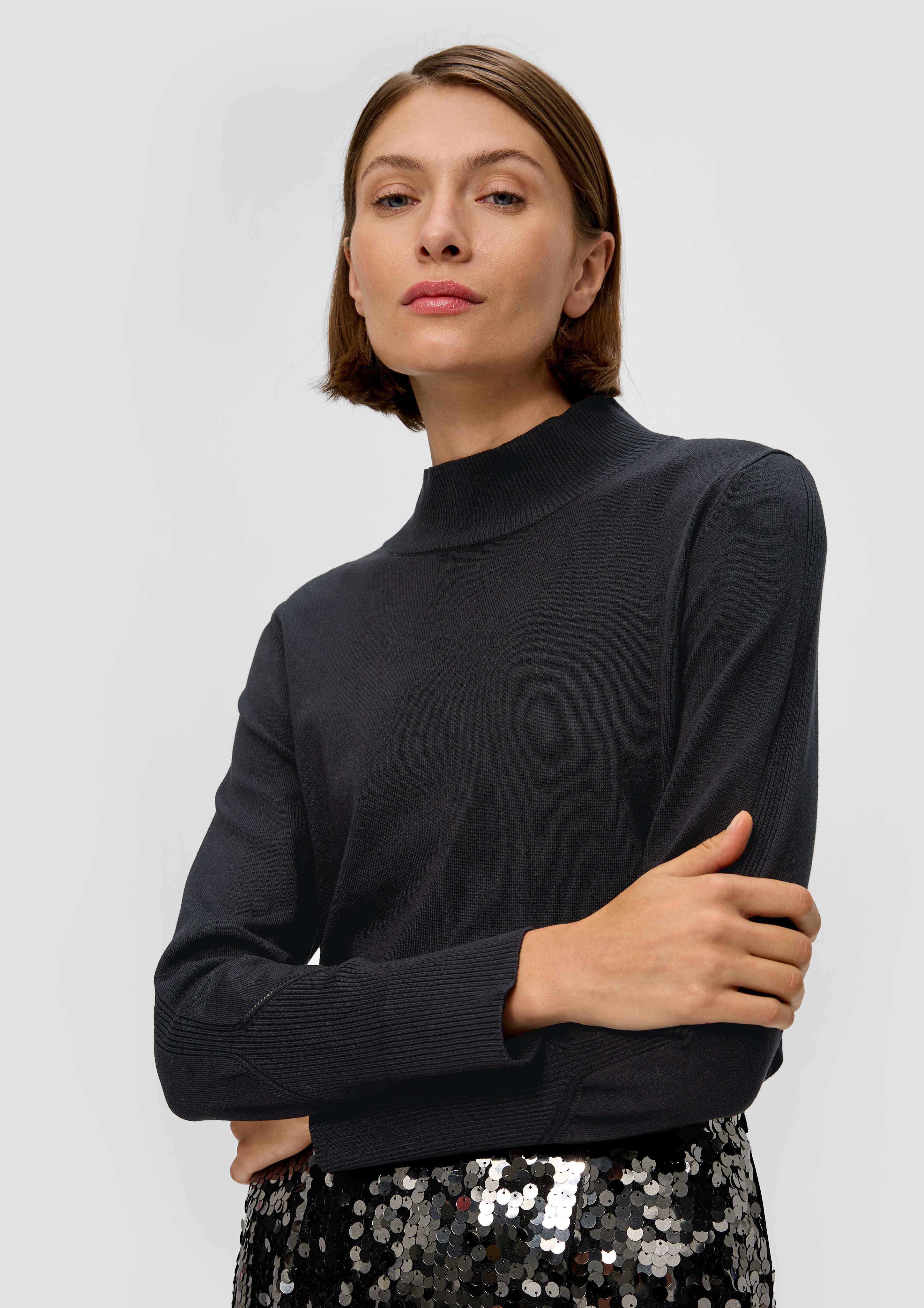 Knitted pullover