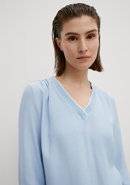 Lightweight V-neck blouse from comma