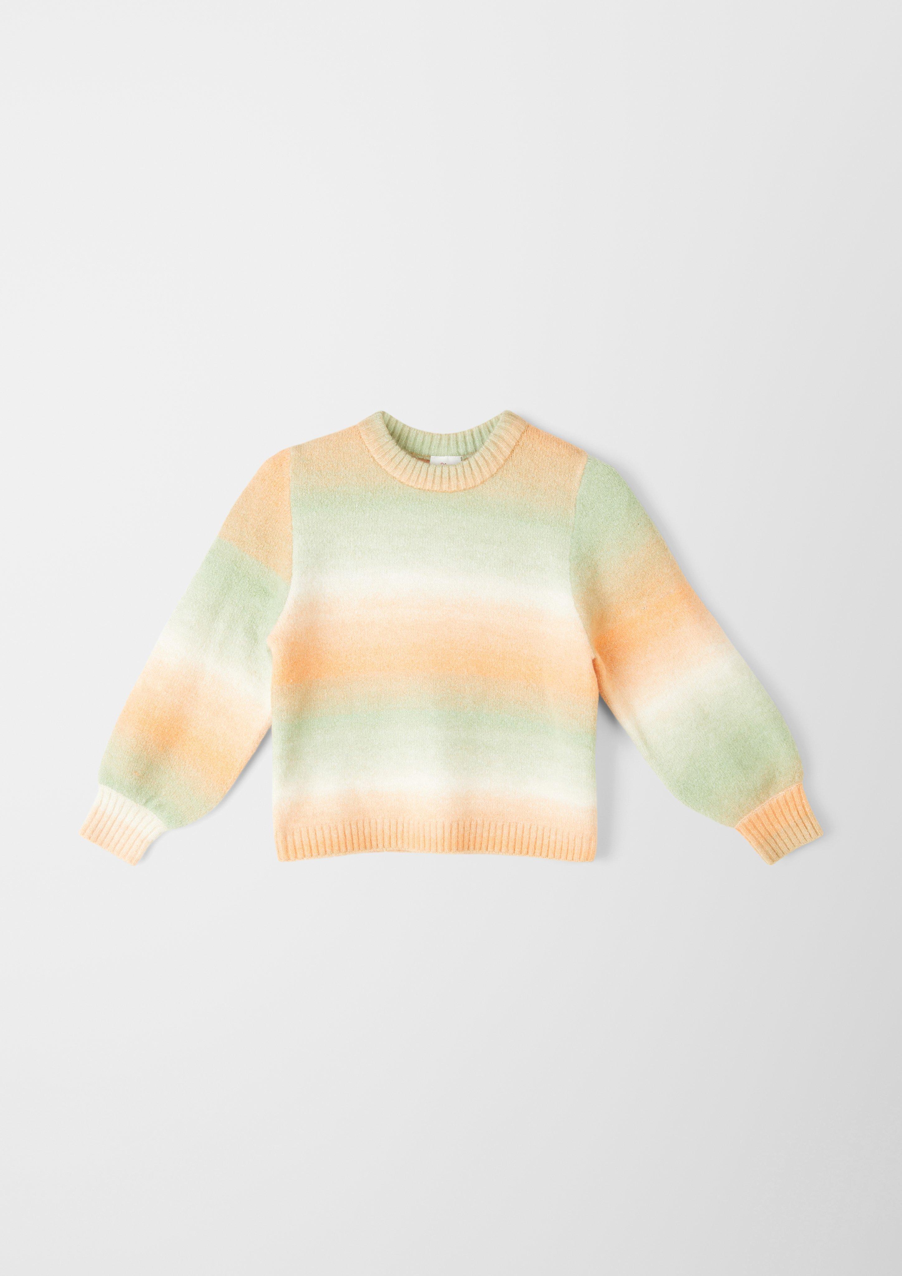 Knitted pullover