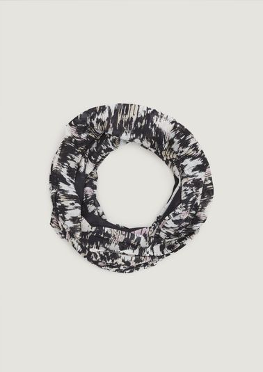 Snood with an all-over print from comma