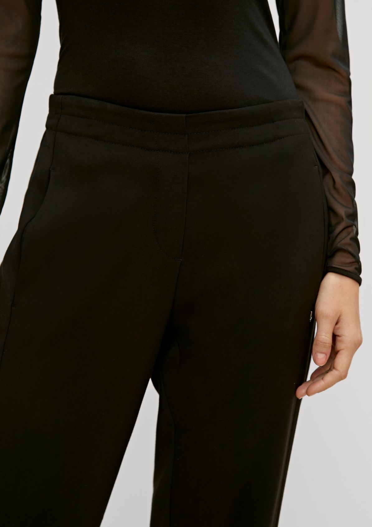 Slim fit: trousers with decorative stitching from comma