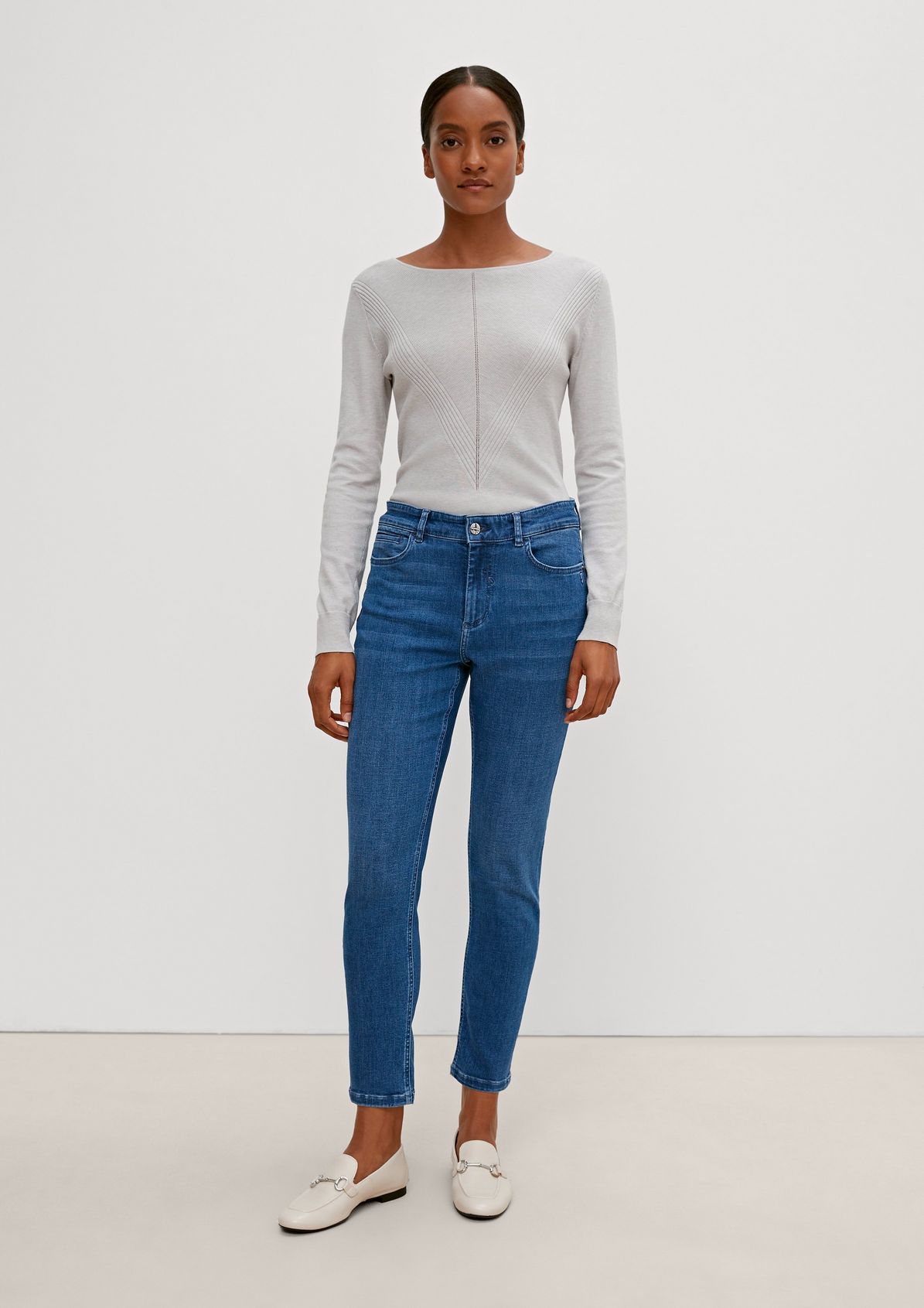 Slim: 7/8-Jeans mit Saumschlitzen 